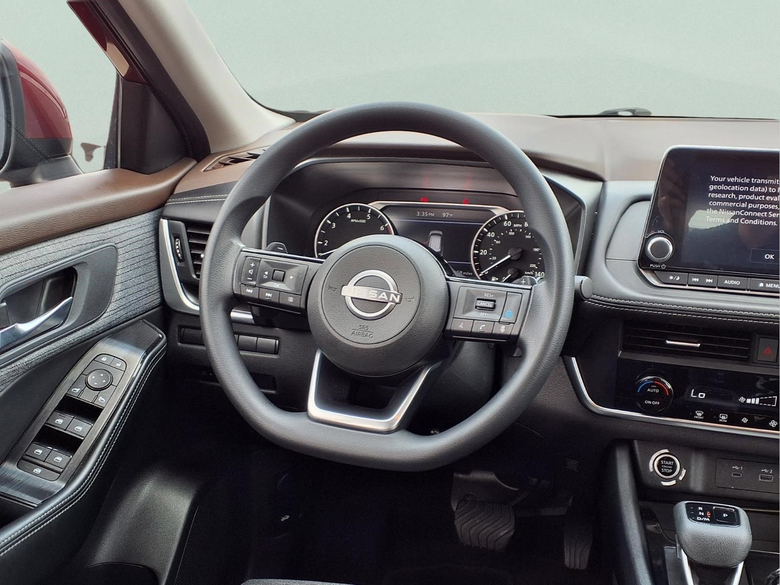 Used 2023 Nissan Rogue SV FWD image 14