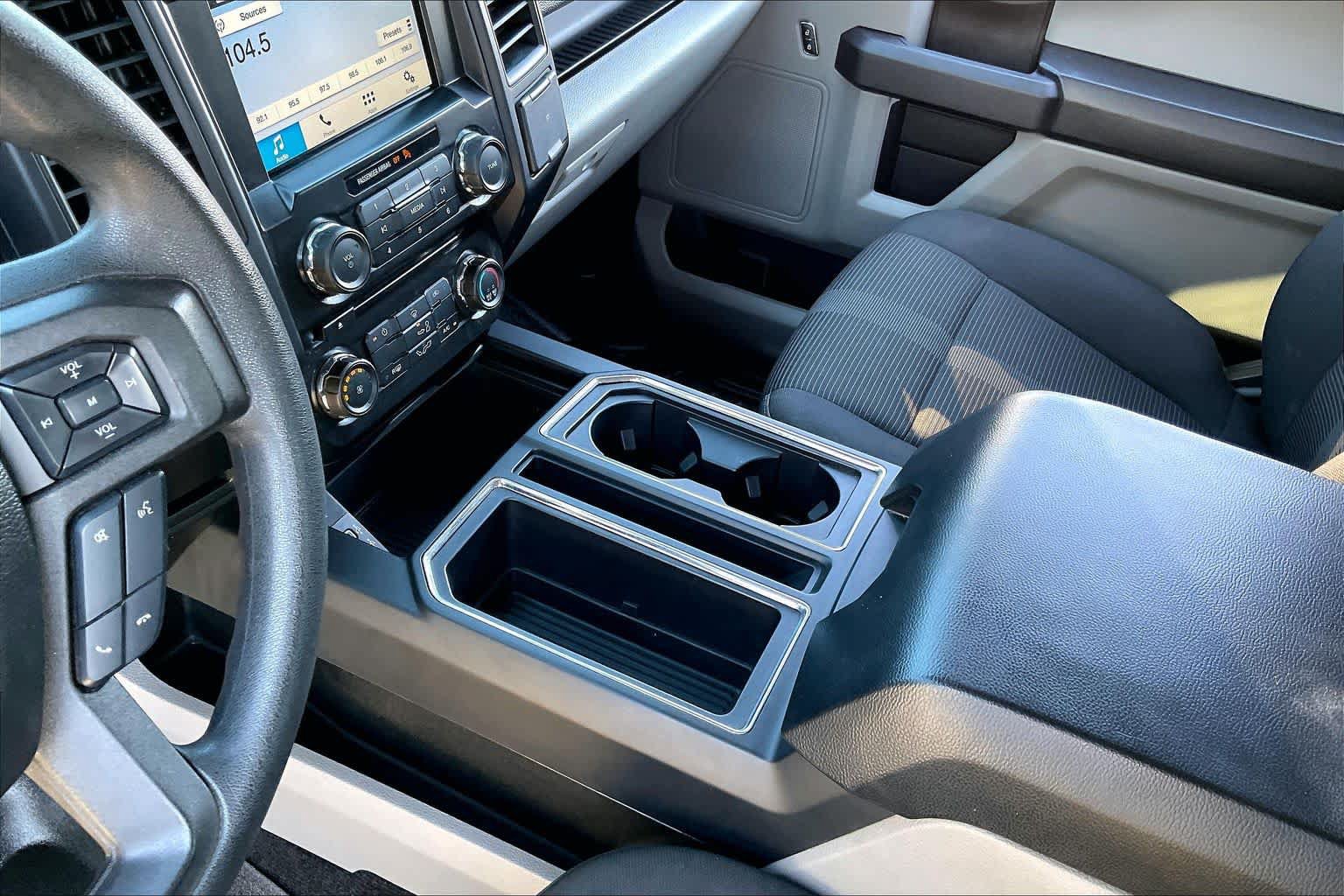 Used 2017 Ford F150 XL w/ Equipment Group 101A Mid AWD/4WD image 16