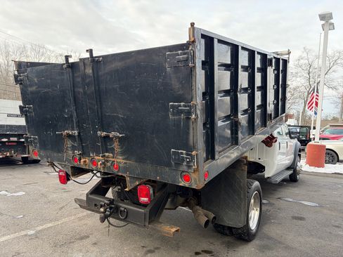 Used 2016 Ford F550 4x4 Crew Cab Super Duty image 8