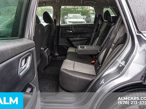 Used 2025 Nissan Rogue SV FWD image 21