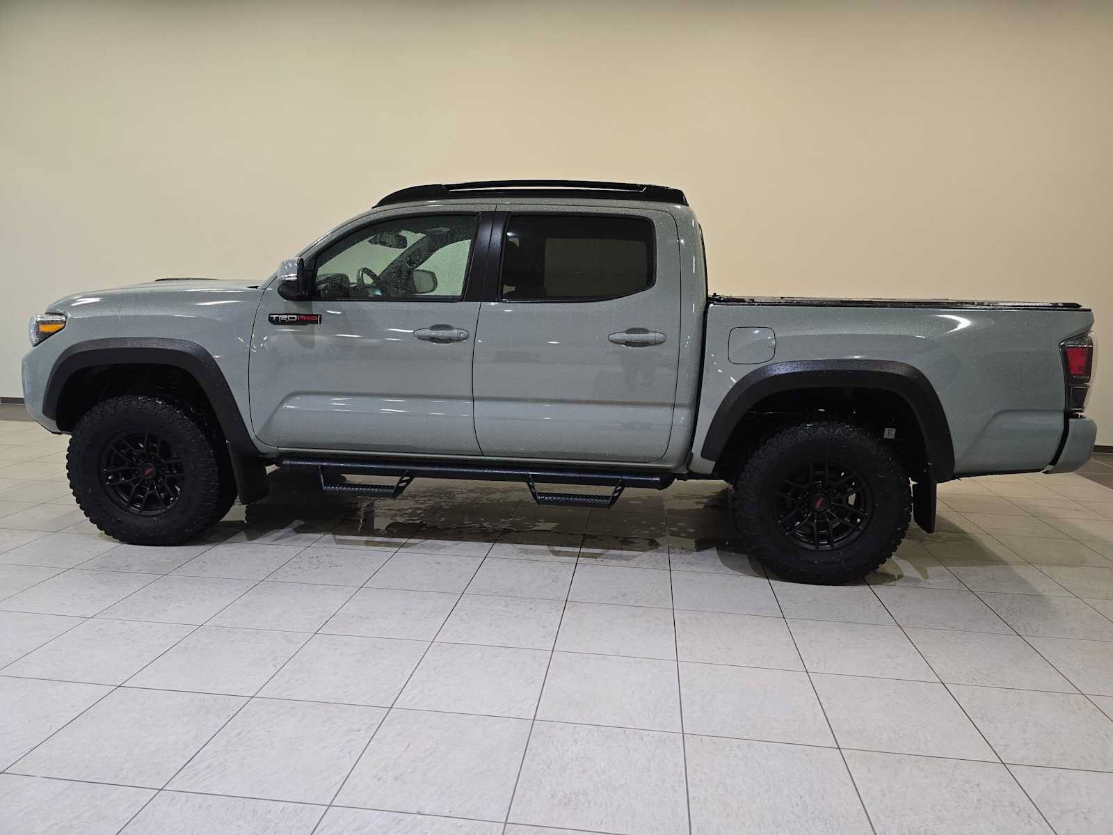 Certified 2021 Toyota Tacoma TRD Pro AWD/4WD image 3