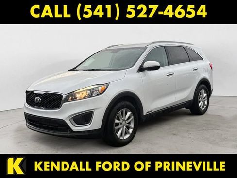 Used 2017 Kia Sorento AWD image 1