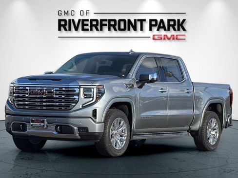 New 2026 GMC Sierra 1500 Denali w/ Technology Package AWD/4WD image 7