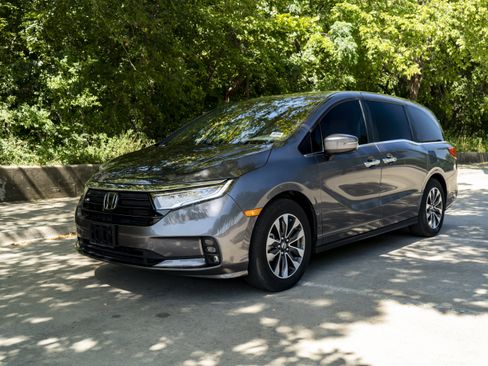 Used 2024 Honda Odyssey EX-L image 5