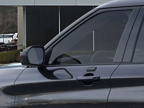 New 2026 Ford Explorer Active RWD image 20
