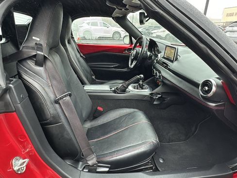 Used 2016 MAZDA MX-5 Miata Grand Touring image 18