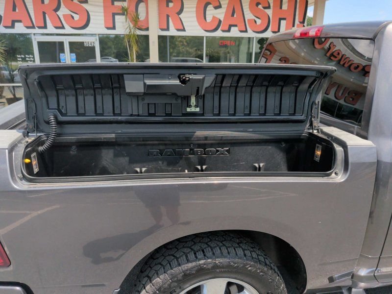 Used 2014 RAM 1500 Express RWD image 19