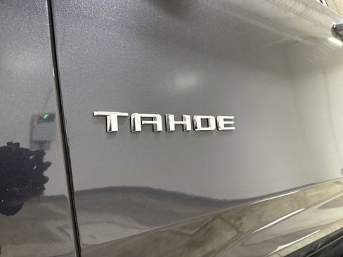 Used 2024 Chevrolet Tahoe LT AWD/4WD image 25