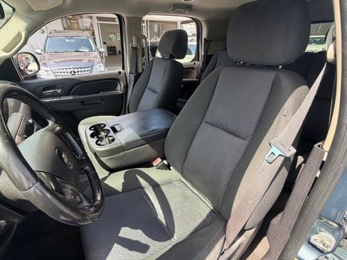 Used 2010 Chevrolet Tahoe LS RWD image 12
