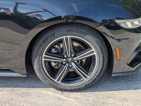 Used 2024 Ford Mustang Premium RWD image 10