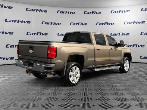 Used 2015 Chevrolet Silverado 2500 LT w/ LT Convenience Package AWD/4WD image 6
