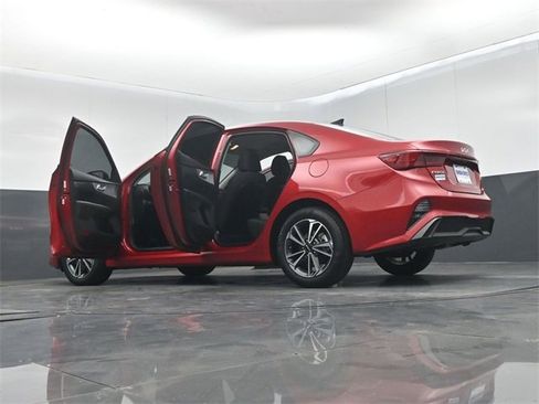 Used 2024 Kia Forte LXS image 71