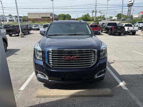 Used 2018 GMC Yukon SLT w/ Premium Edition AWD/4WD image 3