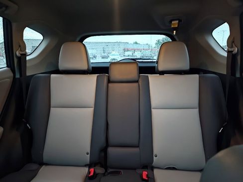 Used 2013 Toyota RAV4 Limited AWD/4WD image 13