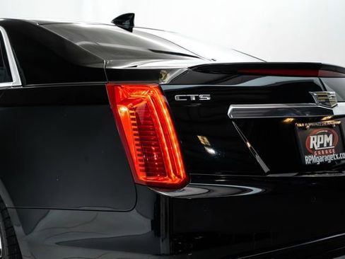Used 2016 Cadillac CTS V w/ Luxury Package image 9