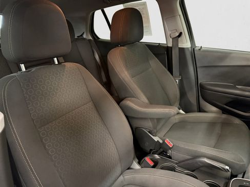 Used 2021 Chevrolet Trax LS w/ Tint and Cruise Package image 17