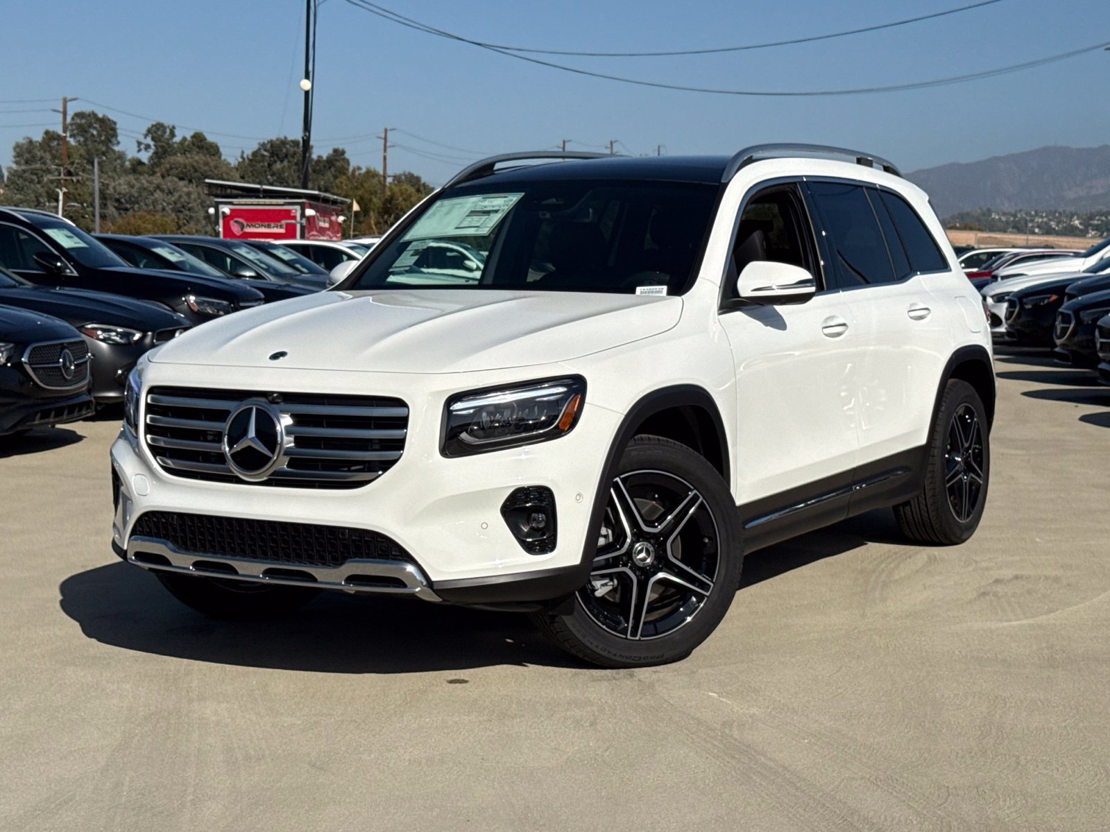 New 2026 Mercedes-Benz GLB 250 4MATIC image 2
