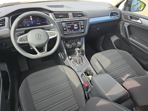 Used 2023 Volkswagen Tiguan S FWD image 9