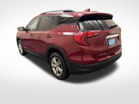 Used 2018 GMC Terrain SLE w/ Driver Convenience Package image 8