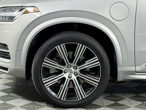 Used 2023 Volvo XC90 T8 Plus AWD/4WD image 13