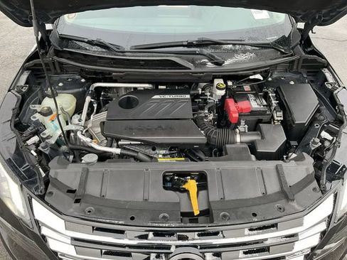 Certified 2024 Nissan Rogue SV image 36