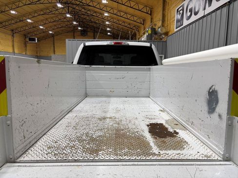 Used 2019 Ford F250 XL w/ Power Equipment Group AWD/4WD image 22