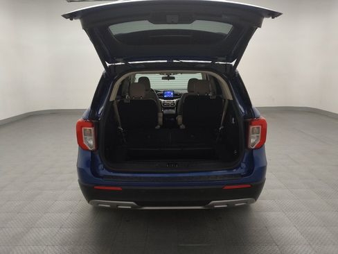 Used 2022 Ford Explorer XLT w/ Equipment Group 202A RWD image 29