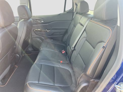 Used 2023 GMC Acadia AT4 w/ Technology Package AWD/4WD image 25