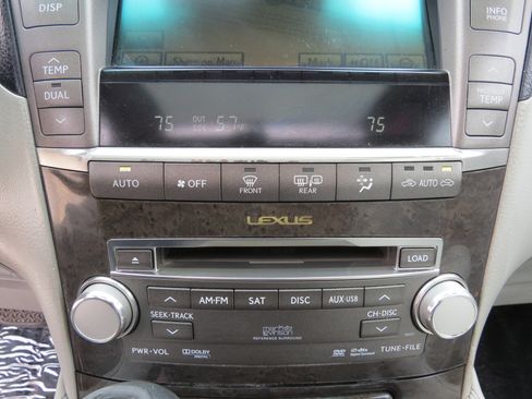 Used 2011 Lexus LS 460 image 25