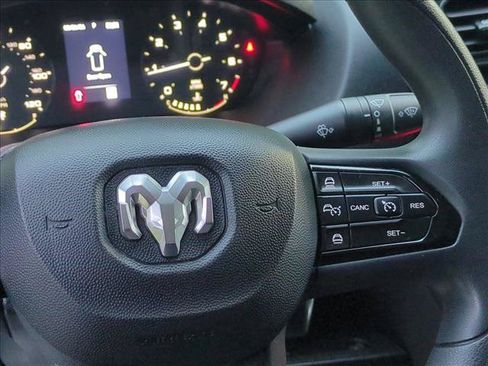 Used 2025 RAM ProMaster 2500 w/ Convenience Group FWD image 26