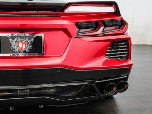 Used 2024 Chevrolet Corvette Stingray Premium Cpe w/ Z51 Performance Package RWD image 33