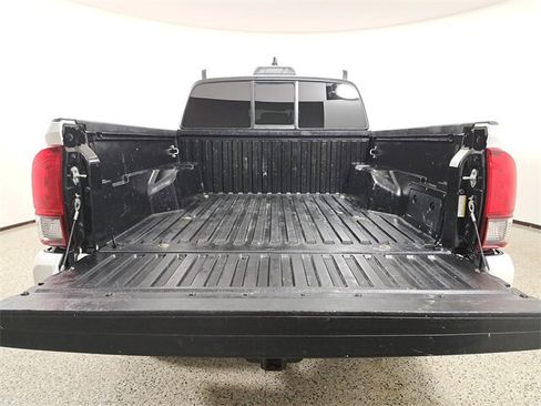 Used 2021 Toyota Tacoma SR image 10