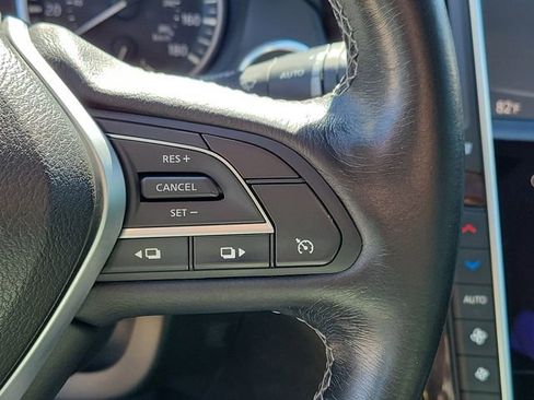 Used 2018 INFINITI Q50 Luxe AWD/4WD image 14