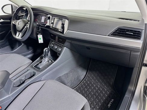 Used 2021 Volkswagen Jetta S image 22