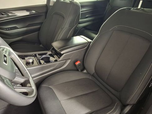 Used 2023 Jeep Grand Cherokee L Laredo AWD/4WD image 24