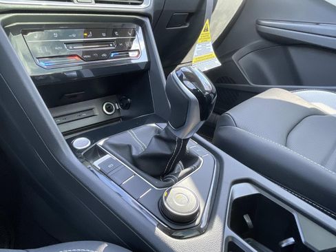 New 2026 Volkswagen Taos SEL AWD/4WD image 30