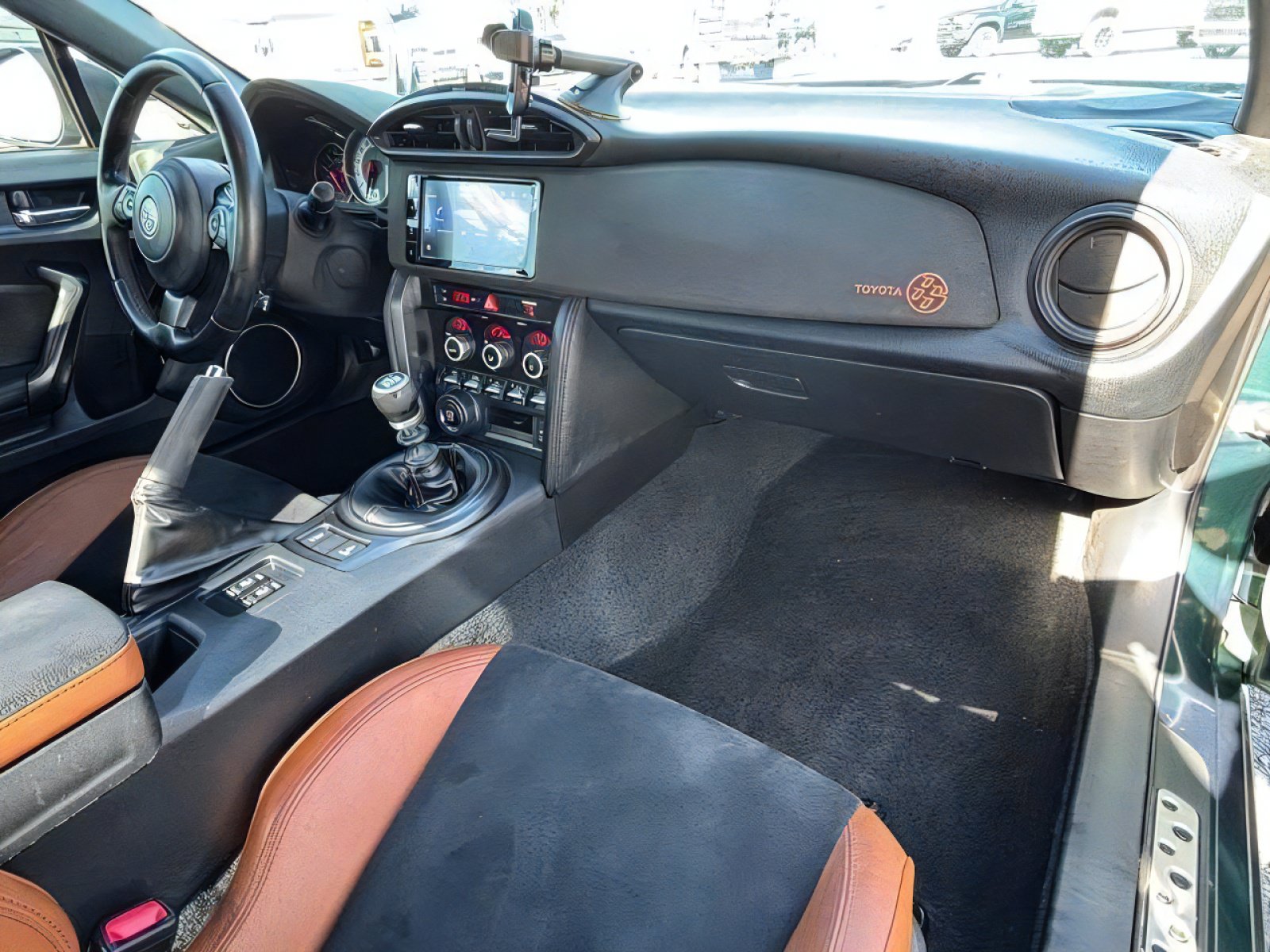 Used 2020 Toyota 86 RWD image 30
