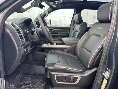 New 2026 RAM 1500 Laramie w/ Night Edition AWD/4WD image 4