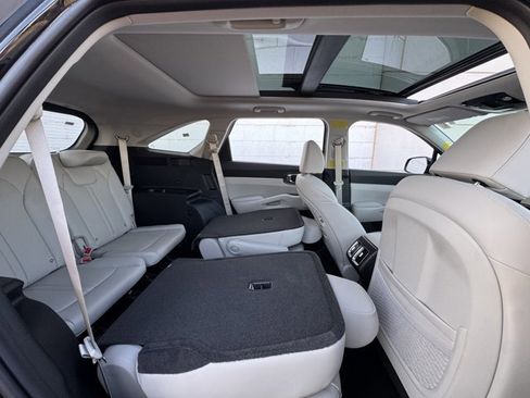 New 2026 Kia Sorento EX AWD/4WD image 24