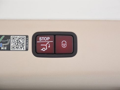 Certified 2023 Mercedes-Benz EQS 450+ 4MATIC SUV image 26