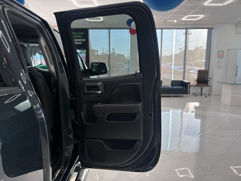 Used 2017 GMC Sierra 1500 SLT AWD/4WD image 39