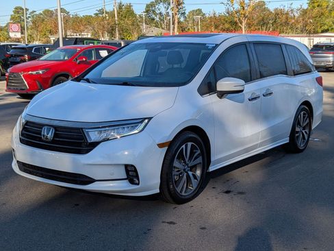 Used 2023 Honda Odyssey Touring image 7