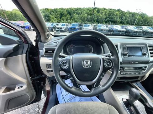 Used 2016 Honda Pilot LX image 13