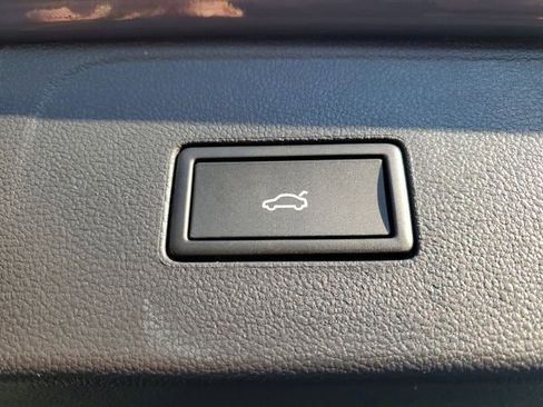 New 2026 Volkswagen Atlas SE image 8