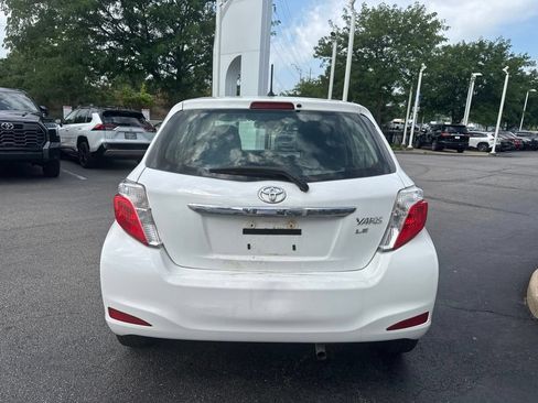 Used 2012 Toyota Yaris LE FWD image 4