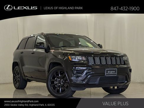 Used 2017 Jeep Grand Cherokee Altitude AWD/4WD image 1