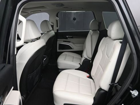 Used 2022 Kia Telluride EX w/ EX Premium Package AWD/4WD image 10