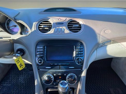 Used 2007 Mercedes-Benz SL 55 AMG image 10