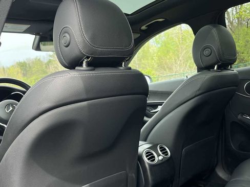 Used 2022 Mercedes-Benz GLC 300 4MATIC image 20