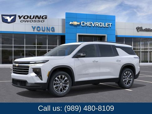 New 2026 Chevrolet Traverse LT w/ Sun and Wheel Package image 2